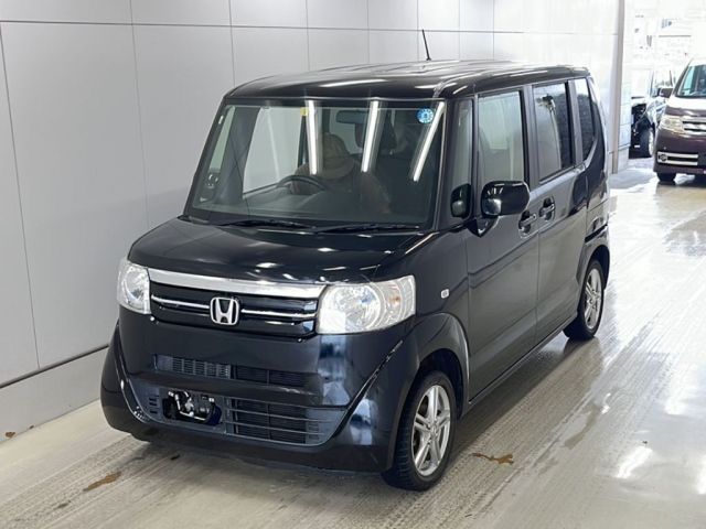 246 Honda N box JF1 2017 г. (KCAA Yamaguchi)